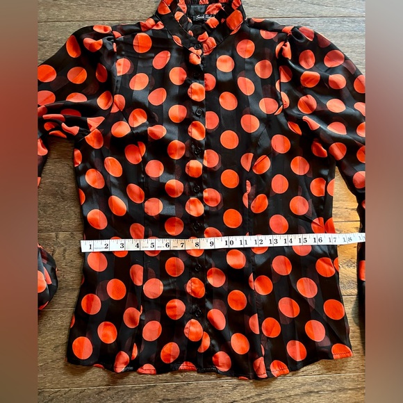 NWOT black sheer blouse with orange polka dots. Size Medium - Picture 5 of 5